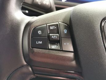 Ford Mustang Mach-e Standard Range 70kWh Automatic (269 ps) - REVERSE CAM - NAV