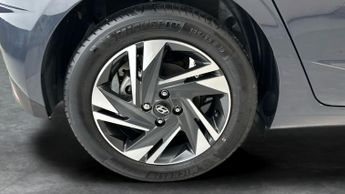 Hyundai i20 1.0 T-GDi MHEV SE Connect DCT (100 ps) - AIR CON - PARK SENSORS