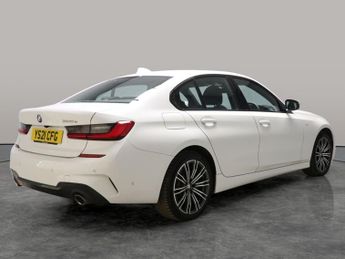 BMW 3 Series 2.0 330e 12kWh M Sport Plug-in (292 ps) - NAV - ADAPTIVE LED LIG