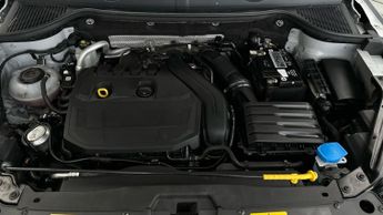 Skoda Karoq 1.5 TSI ACT SportLine DSG (150 ps) - KEYLESS ENTRY - LED - SMART