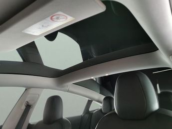 Tesla Model 3 (Dual Motor) Long Range 4WDE (346 ps) - AUTO PARK - LED - REVERS