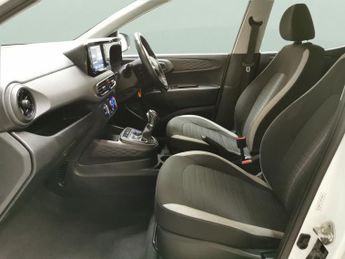 Hyundai i10 1.2 SE Connect (84 ps) - AIR CON - KEYLESS START - DAB