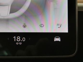 Tesla Model 3 (Dual Motor) Long Range 4WDE (346 ps) - AUTO PARK - LED - REVERS