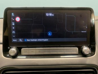 Hyundai Kona 64kWh Premium (10.5kW Charger) (204 ps) - KEYLESS ENTRY - LED - 