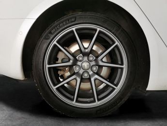 Tesla Model 3 (Dual Motor) Long Range 4WDE (346 ps) - AUTO PARK - LED - REVERS