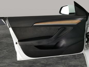 Tesla Model 3 (Dual Motor) Long Range 4WDE (346 ps) - AUTO PARK - LED - REVERS