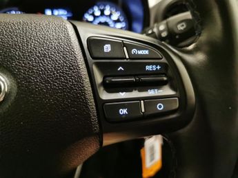 Hyundai i10 1.2 SE Connect (84 ps) - AIR CON - KEYLESS START - DAB