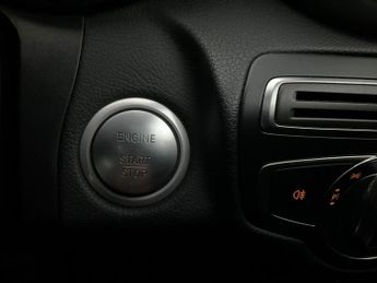 Mercedes-Benz C Class 2.0 C200 AMG Line (Premium Plus) G-Tronic+ (184 ps) - LED - REVE