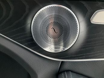 Mercedes-Benz C Class 2.0 C200 AMG Line (Premium Plus) G-Tronic+ (184 ps) - LED - REVE