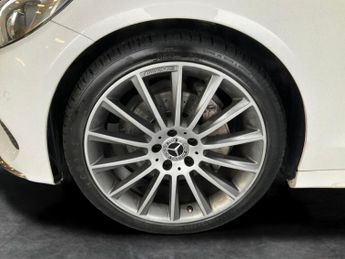 Mercedes-Benz C Class 2.0 C200 AMG Line (Premium Plus) G-Tronic+ (184 ps) - LED - REVE