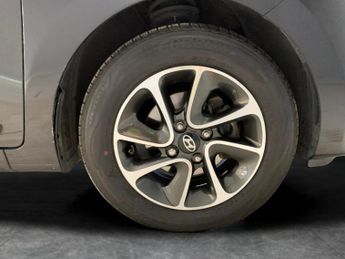 Hyundai i10 1.2 Premium (87 ps) - DAB - PRIVACY GLASS - USB AUDIO