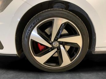 Volkswagen Polo 2.0 TSI GPF GTI DSG (200 ps) - PARK SENSORS - CAR-NET APP-CONNEC