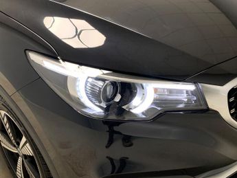 MG MG ZS 44.5kWh Excite (143 ps) - LANE DEPARTURE  - BLUETOOTH - DRIVING 
