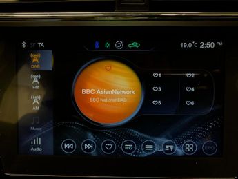 MG MG ZS 44.5kWh Excite (143 ps) - LANE DEPARTURE  - BLUETOOTH - DRIVING 