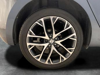 Seat Ibiza 1.0 TSI XCELLENCE DSG (110 ps) - NAV - ALCANTARA - BLUETOOTH