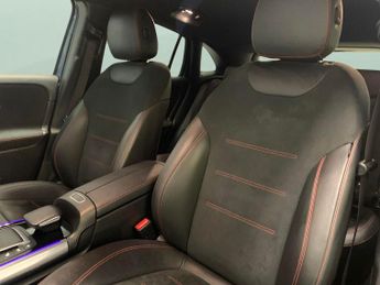 Mercedes-Benz EQA EQA 250 66.5kWh AMG Line (190 ps) - ALCANTARA - HEATED SEATS - N