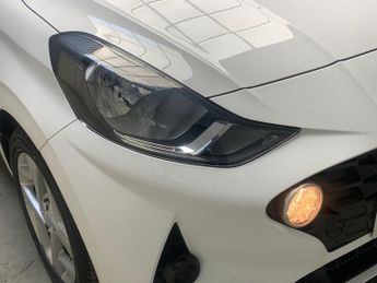 Hyundai i10 1.2 SE Connect (84 ps) - AIR CON - KEYLESS START - DAB