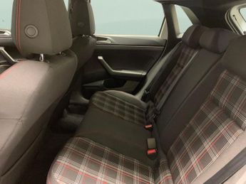 Volkswagen Polo 2.0 TSI GPF GTI DSG (200 ps) - PARK SENSORS - CAR-NET APP-CONNEC