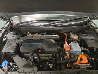 Hyundai Tucson 1.6 h T-GDi 13.8kWh Premium Plug-in 4WD (265 ps) - NAV - HEATED 