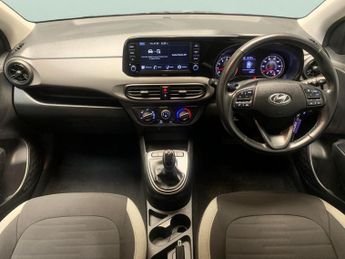 Hyundai i10 1.2 SE Connect (84 ps) - AIR CON - KEYLESS START - USB AUDIO