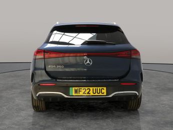 Mercedes-Benz EQA EQA 250 66.5kWh AMG Line (190 ps) - HEATED SEATS - NAV - ALCANTA