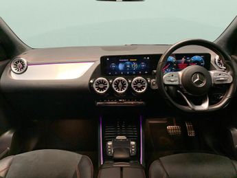 Mercedes-Benz EQA EQA 250 66.5kWh AMG Line (190 ps) - HEATED SEATS - NAV - ALCANTA