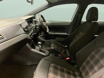 Volkswagen Polo 2.0 TSI GPF GTI DSG (200 ps) - PARK SENSORS - CAR-NET APP-CONNEC