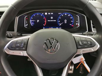 Volkswagen Polo 1.0 TSI R-Line DSG (110 ps) - DIGITAL DASH - SPEED LIMIT RECOG
