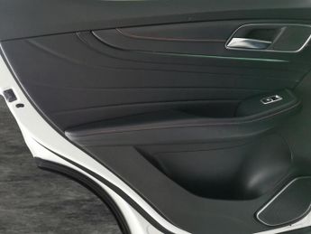 MG Mg Hs 1.5 T-GDI 16.6kWh Exclusive Plug-in (258 ps) - REVERSE CAM - NAV