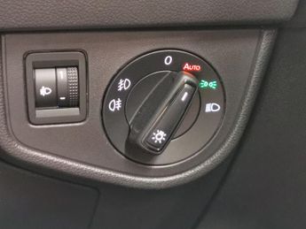 Volkswagen Polo 1.0 TSI R-Line DSG (110 ps) - DIGITAL DASH - SPEED LIMIT RECOG
