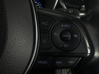 Toyota Corolla 1.8 VVT-h Icon Tech Touring Sports CVT (122 ps) - HEATED SEATS -