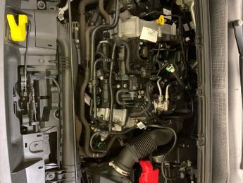 Ford Puma 1.0T EcoBoost MHEV ST-Line DCT (125 ps) - HEATED STEERING - LANE