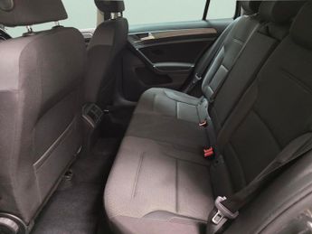 Volkswagen Golf 2.0 TDI Match Edition DSG (150 ps) - CLIMATE CONTROL - SD CARD M
