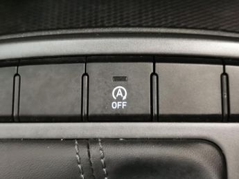 Hyundai i10 1.2 SE Connect (84 ps) - CLIMATE CONTROL - KEYLESS START - DAB