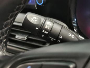 Hyundai i10 1.2 SE Connect (84 ps) - CLIMATE CONTROL - KEYLESS START - DAB