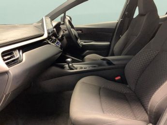 Toyota C-HR 1.8 VVT-h GPF Icon CVT (122 ps) - 17IN ALLOYS - CLIMATE CONTROL