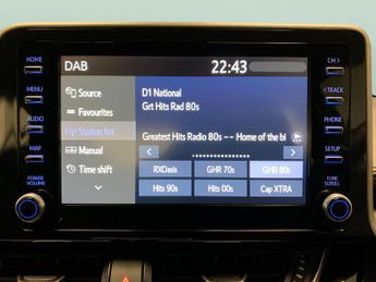 Toyota C-HR 1.8 VVT-h GPF Icon CVT (122 ps) - 17IN ALLOYS - CLIMATE CONTROL