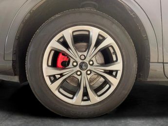 Ford Kuga 2.5 EcoBoost Duratec 14.4kWh ST-Line Plug-in CVT (225 ps) - NAV