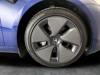 Tesla Model 3 Standard Range Plus RWD (241 bhp) - AUTO PARK - LED - REVERSE CA