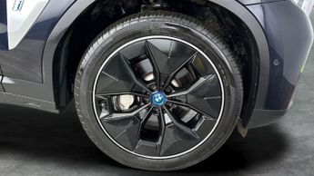 BMW iX3 80kWh Premier Edition Pro (286 ps) - DRIVING ASSISTANT - SURROUN