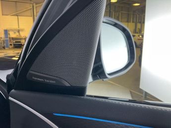 BMW iX3 80kWh M Sport Pro (286 ps) - HUD - PARK ASSIST - HK AUDIO