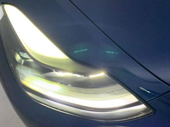 Tesla Model 3 Standard Range Plus RWD (241 bhp) - PARK ASSIST - LED - REVERSE 