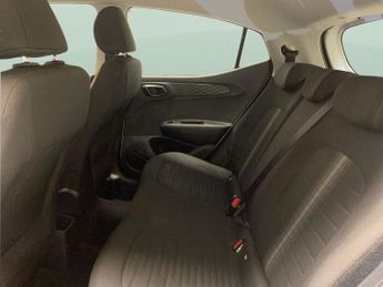 Hyundai i10 1.2 SE Connect (84 ps) - CLIMATE CONTROL - DAB - USB AUDIO