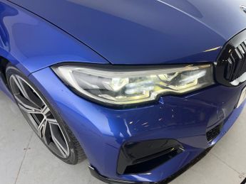 BMW 3 Series 2.0 320d MHT M Sport (190 ps) - AUTO PARK - REVERSE CAM - HEATED