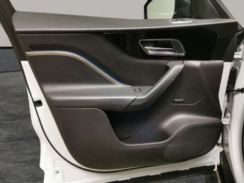 Jaguar F-PACE 2.0 P300 300 Sport AWD (300 ps) - ELECTRIC FOLDING MIRRORS