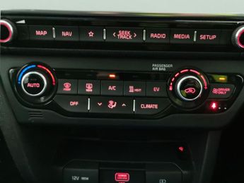 Kia Niro 64kWh 4+ (201 bhp) - LED - REVERSE CAM - NAV