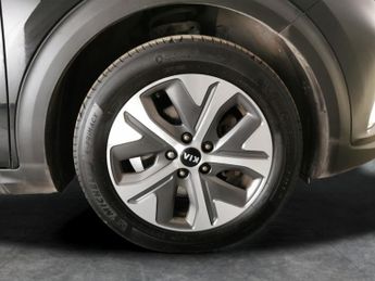 Kia Niro 64kWh 4+ (201 bhp) - LED - REVERSE CAM - NAV