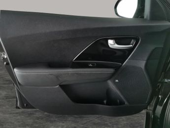 Kia Niro 64kWh 4+ (201 bhp) - LED - REVERSE CAM - NAV