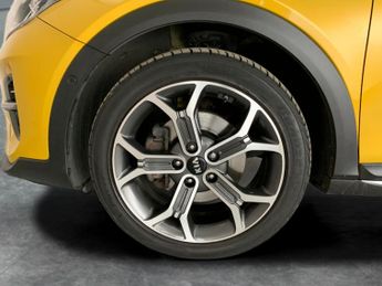 Kia Xceed 1.5 T-GDi 4 DCT (158 bhp) - LED - REVERSE CAM - NAV