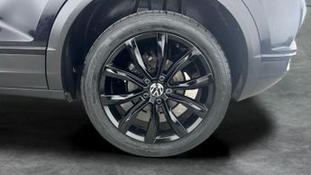 Volkswagen T-Roc 1.5 TSI EVO Black Edition DSG (150 ps) - CLIMATE CONTROL - PRIVA